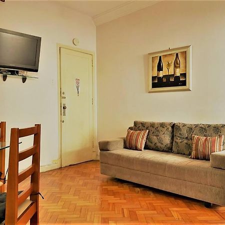 ריו דה ז'ניירו Apartamento Com Dois Quartos Na Orla De Copacabana מראה חיצוני תמונה